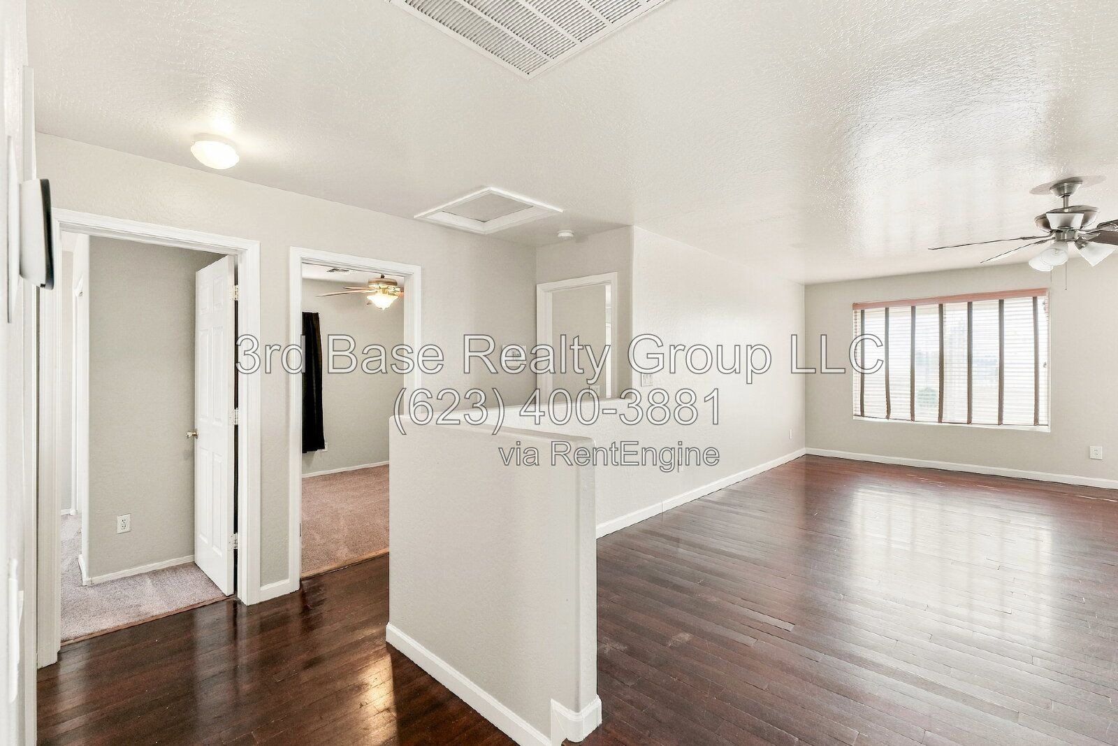 2 WEEKS FREE RENT. Desirable 4/2 across from Park property image