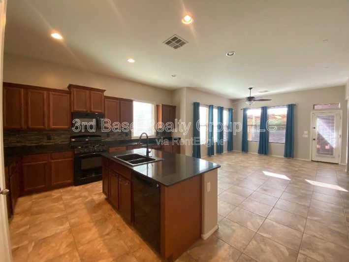 Verrado Main St Single Story property image