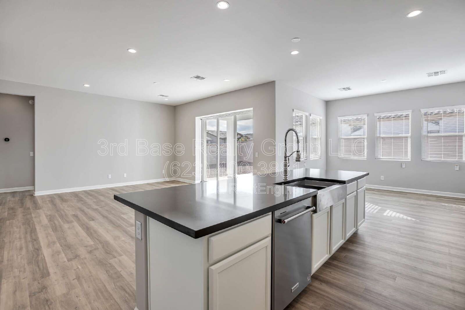 Desireable Toll Brothers Verrado Home. 4 bed 2.5 bath property image