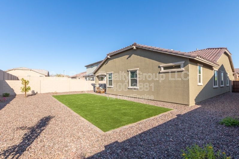 Stunning 5 Bedroom, 3 Bath Single Level Home in Sienna Hills!! property image