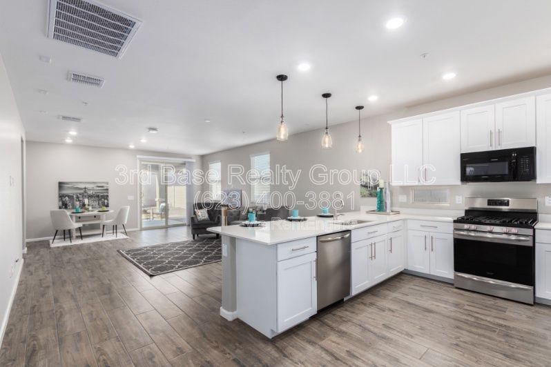 Stunning 5 Bedroom, 3 Bath Single Level Home in Sienna Hills!! property image
