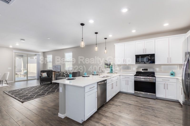 Stunning 5 Bedroom, 3 Bath Single Level Home in Sienna Hills!! property image