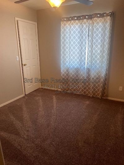 Desirable 4/2 across from Park property image
