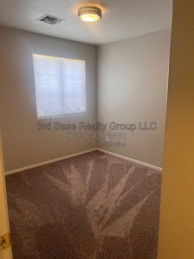 Desirable 4/2 across from Park property image