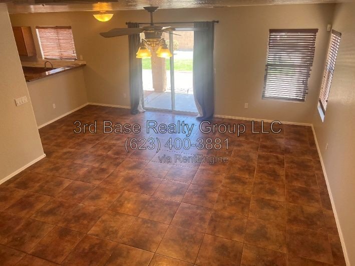 Desirable 4/2 across from Park property image
