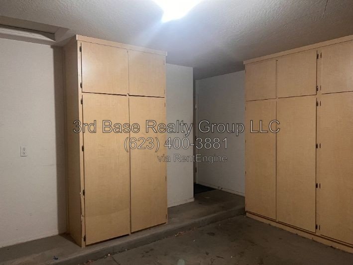 Desirable 4/2 across from Park property image