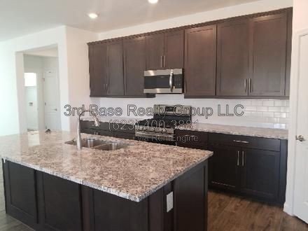 4 bed / 3 bath BUILT IN 2020 Blue Horizons property image
