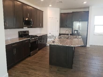 4 bed / 3 bath BUILT IN 2020 Blue Horizons property image