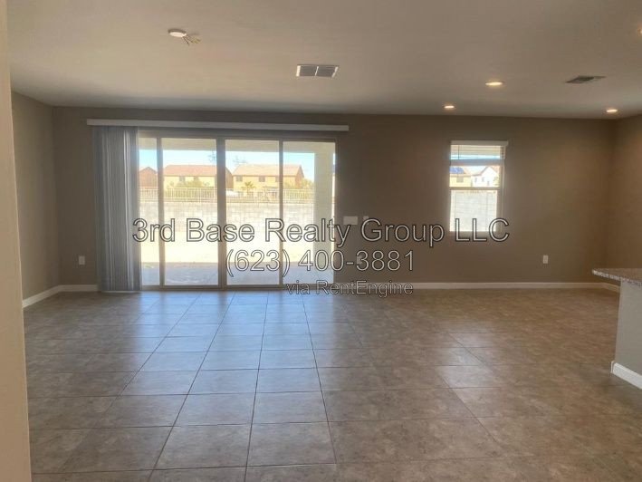3 bed 2 bath in TARTESSO Community property image