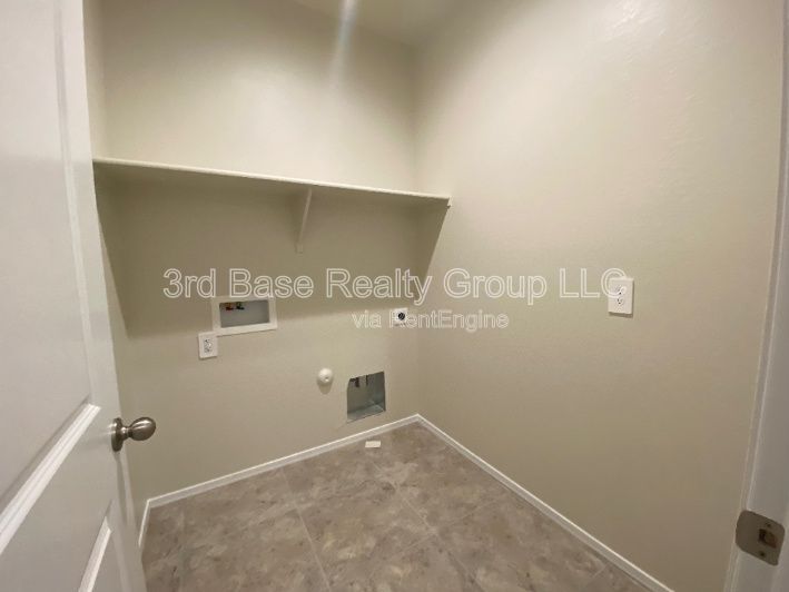 24402 W Pueblo Ave property image