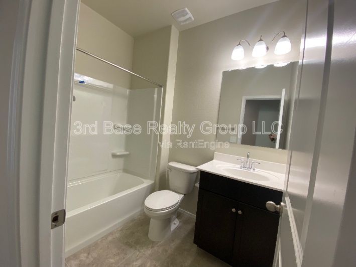 24402 W Pueblo Ave property image