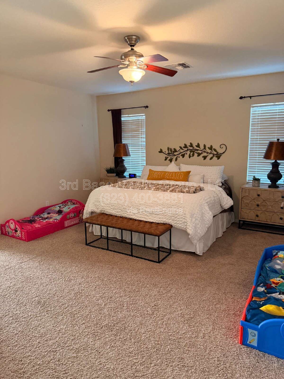 4/3 2,785 sq/ft.  HEATED POOL AND SPA. 3 car garage property image