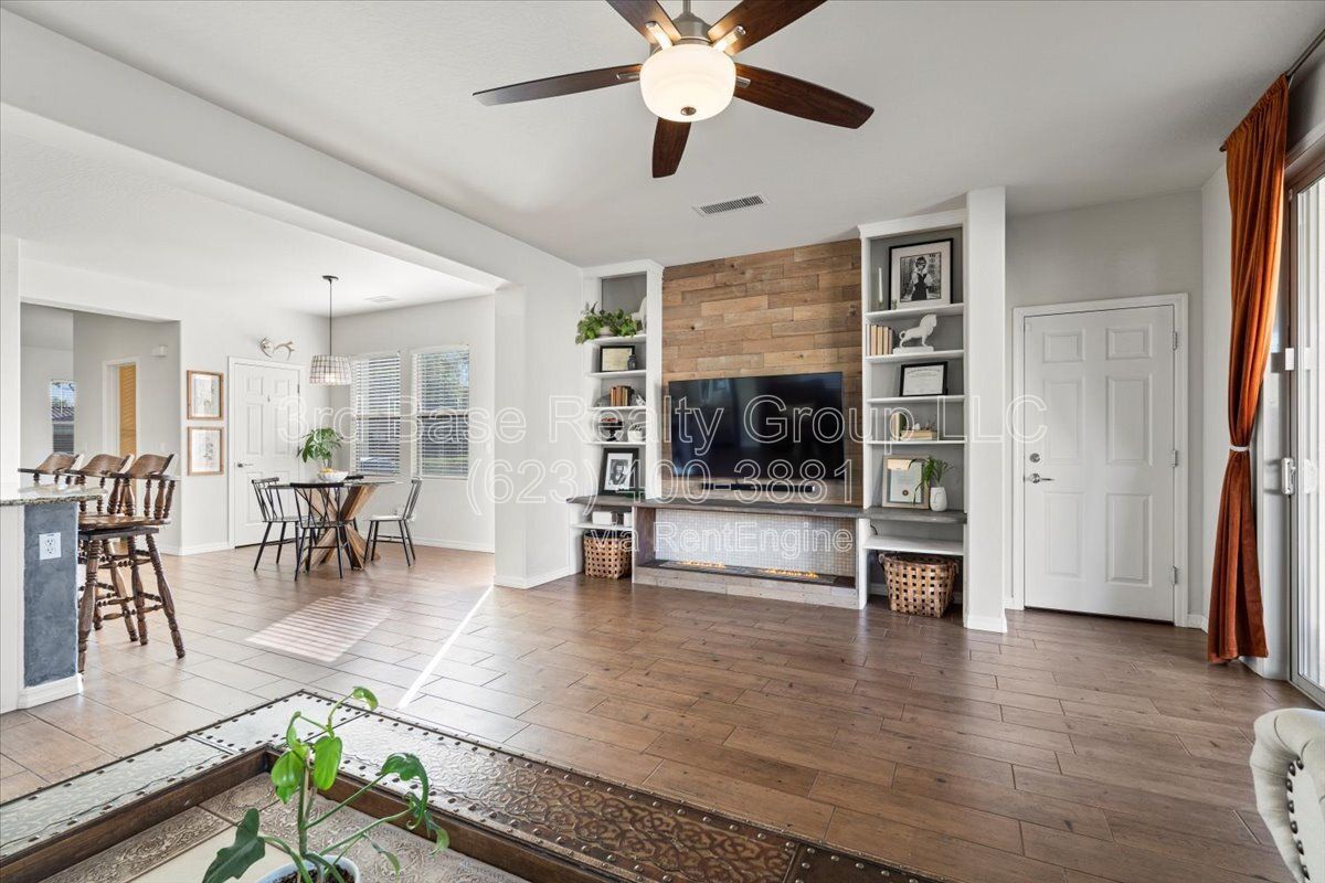 POOL and Spa. Resort Style Backyard in Verrado property image