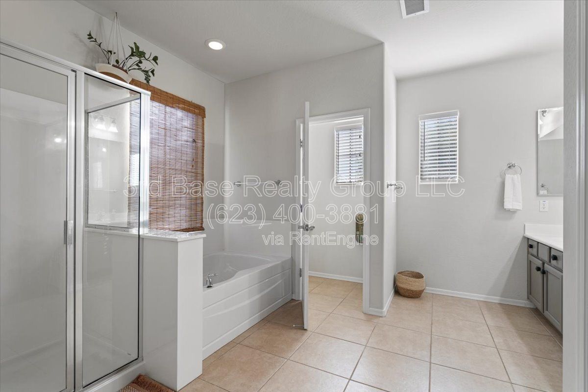 POOL and Spa. Resort Style Backyard in Verrado property image