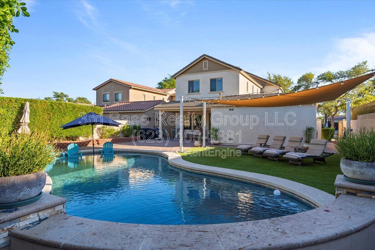 POOL and Spa. Resort Style Backyard in Verrado property image