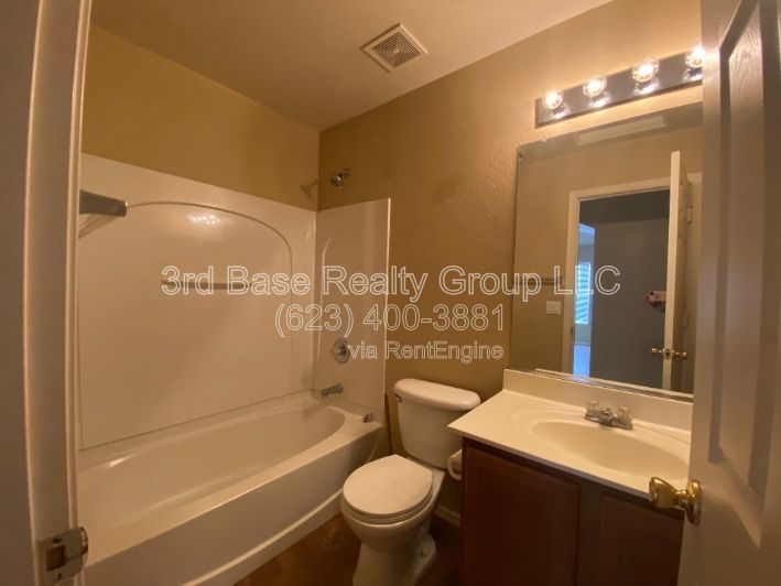 3 Bed 2 Bath in Sundance property image