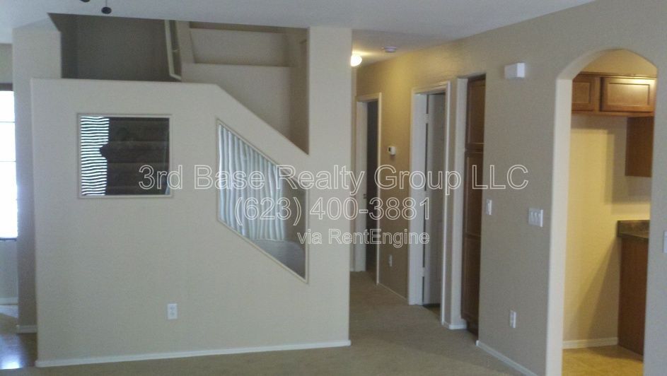 Sundance 4 bedrooms, 3 full baths with a Super Bonus Loft Area property image