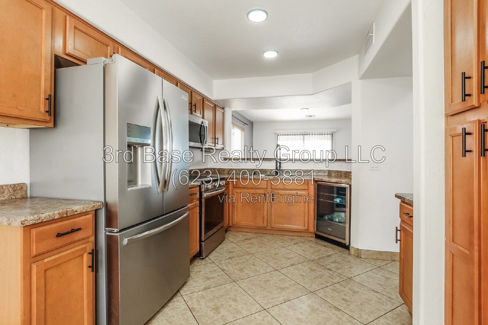 Desirable 3 bed 3 bath next to Luke AFB property image