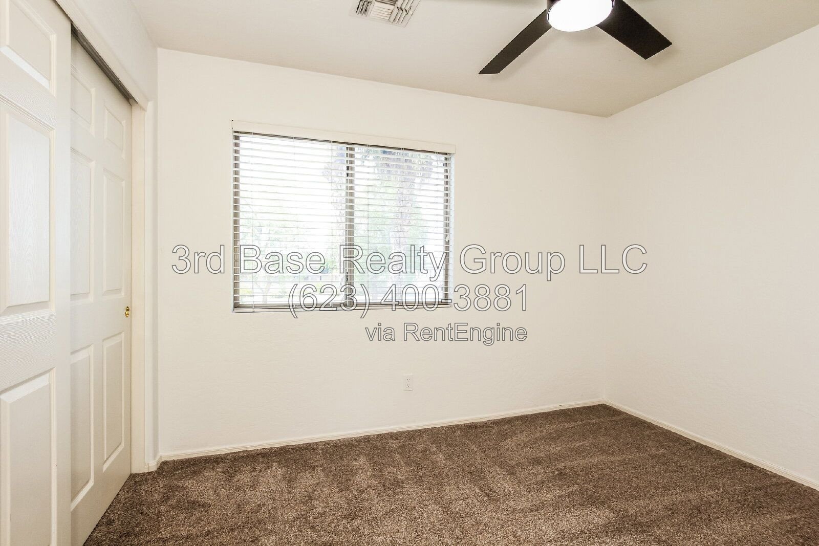 Desirable 3 bed 3 bath next to Luke AFB property image